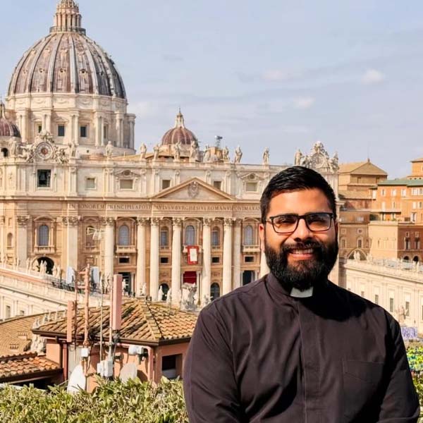 Galería de Sacerdotes en Nuestras Peregrinaciones