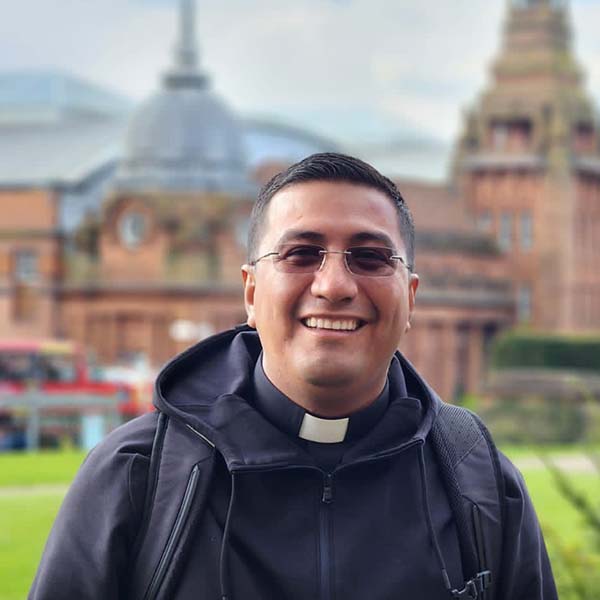 Galería de Sacerdotes en Nuestras Peregrinaciones