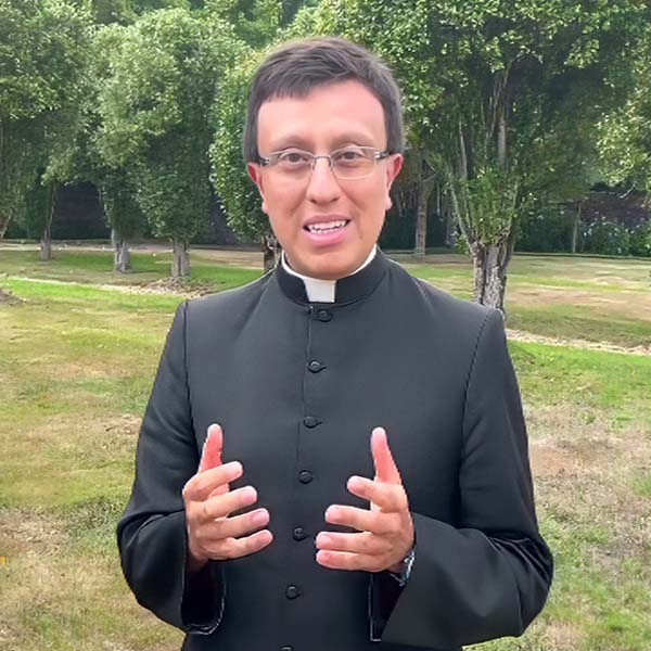 Galería de Sacerdotes en Nuestras Peregrinaciones