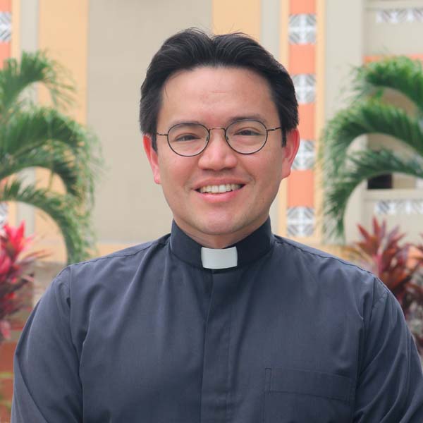 Galería de Sacerdotes en Nuestras Peregrinaciones